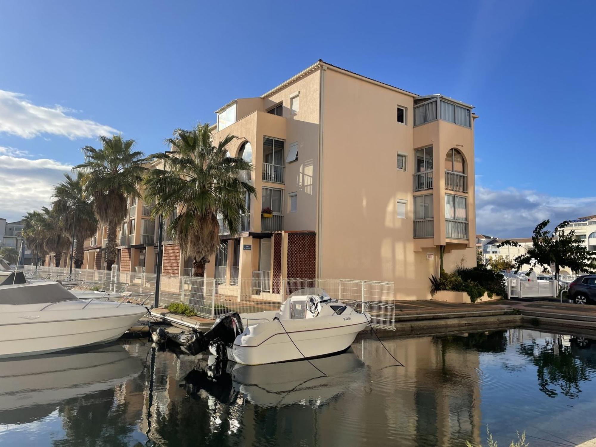 Charmant 2 Pieces Avec Mezzanine, Parking, A 300M De La Plage Et Commerces - Fr-1-338-502 Sète Buitenkant foto
